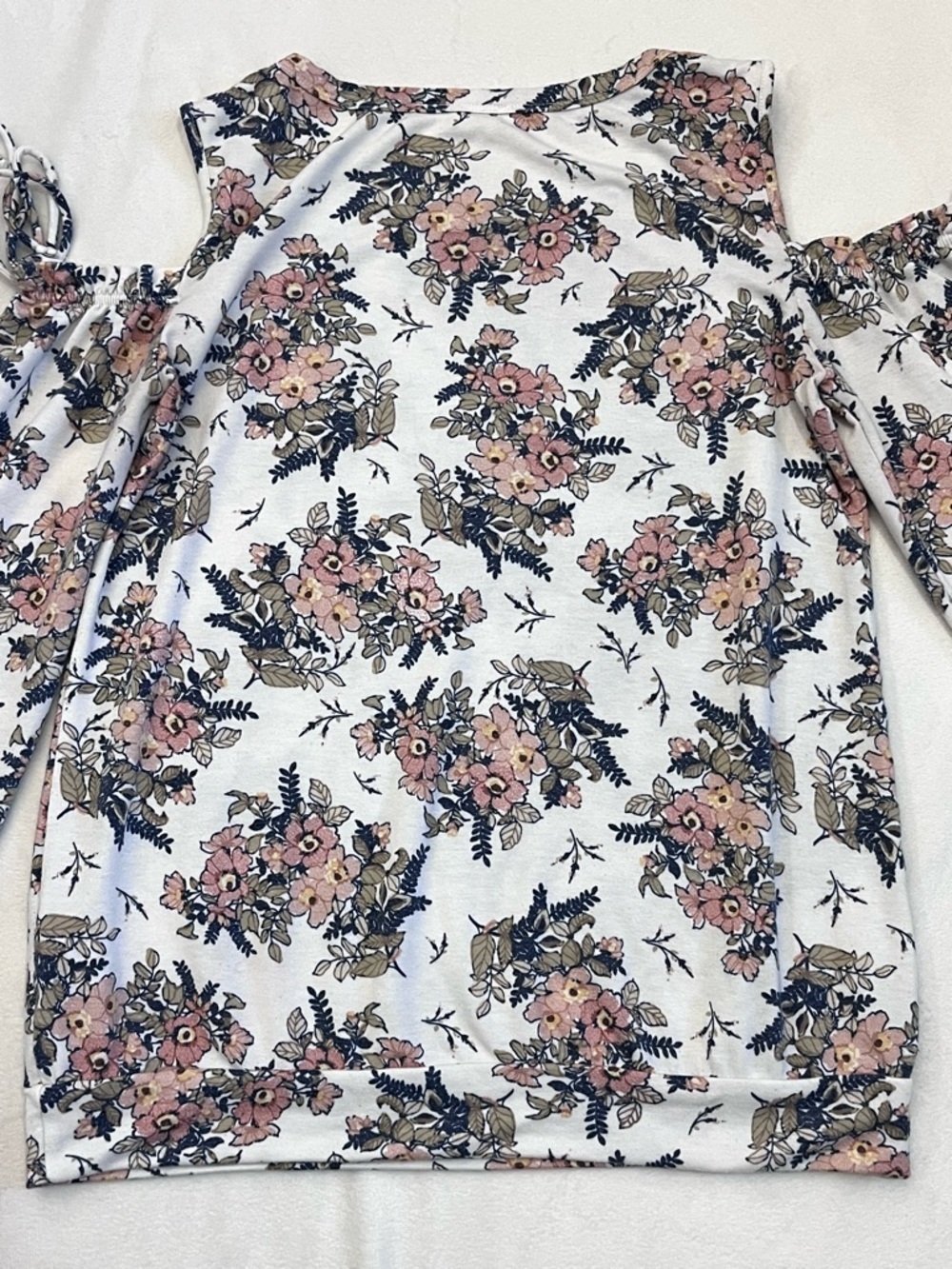 ANDRÉE BY UNIT Women’s White Floral Print Cold Shoulder Blush Pink Blouse Top - Picture 15 of 16